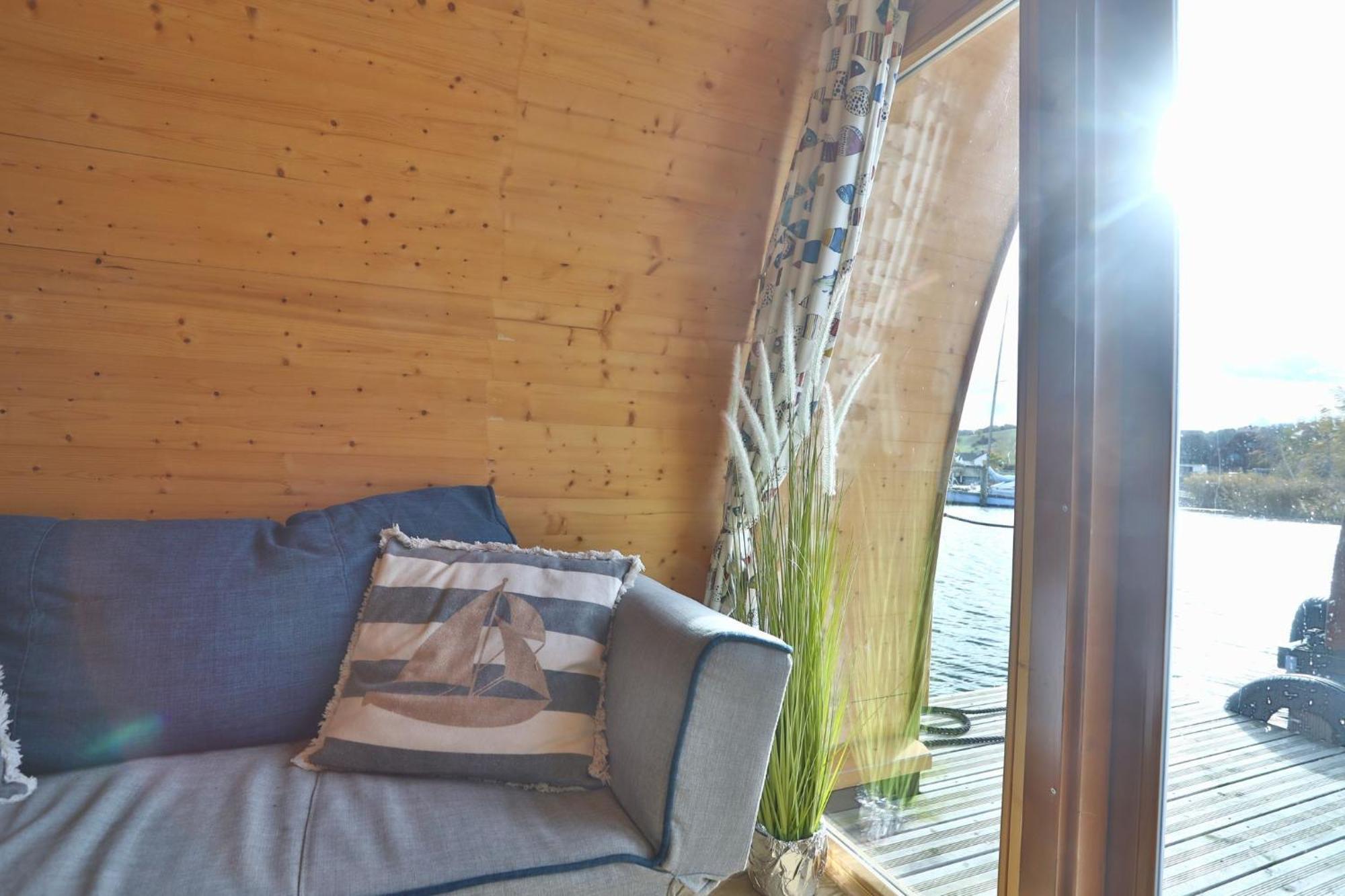 Hausboot Dotterbart Hotel Gager Bagian luar foto