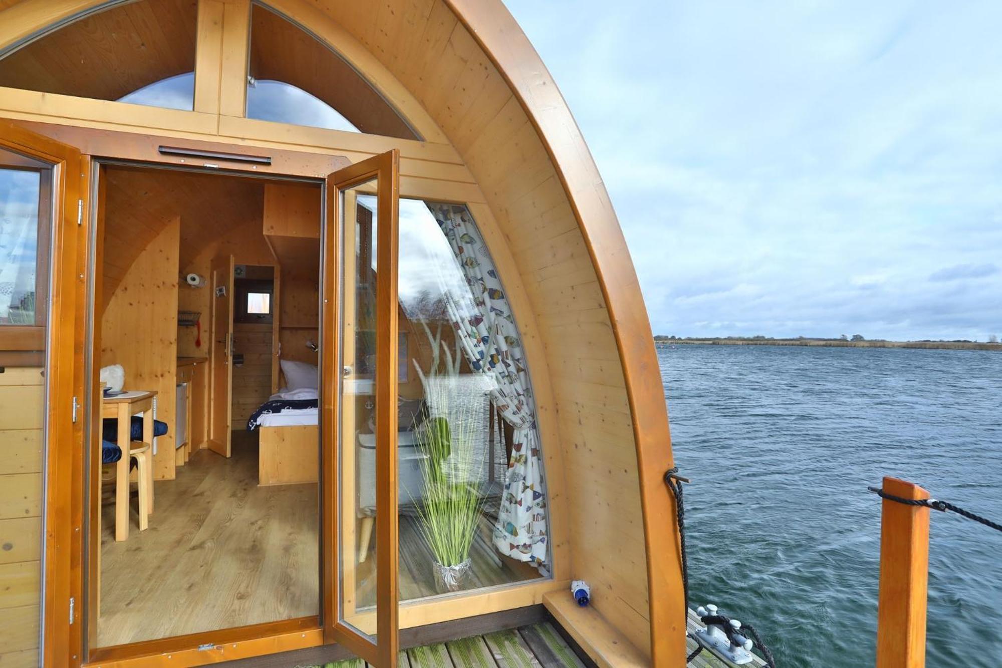 Hausboot Dotterbart Hotel Gager Bagian luar foto